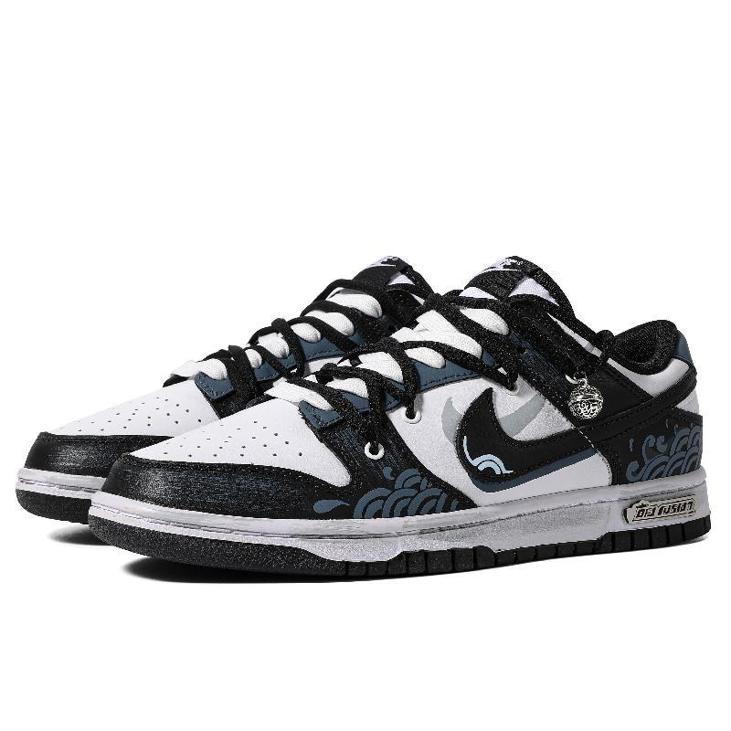 [Custom Women's model