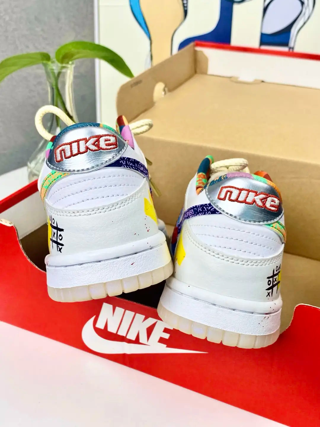 Rainbow Chip - Street Graffiti Color Custom Dunk low Women's Skateboarding Shoes