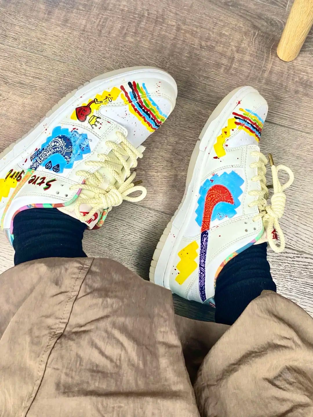 Rainbow Chip - Street Graffiti Color Custom Dunk low Women's Skateboarding Shoes