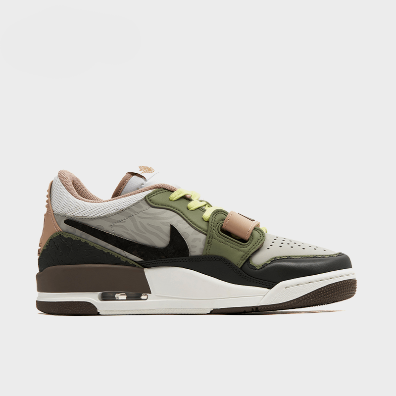 Moss - Men's Jordan Legacy 312 Custom