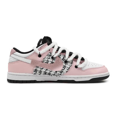 [Custom Yearning for the light Pink gift BX]  Dunk Skateboarding Shoes Women's Low-top Black/white