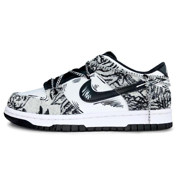 [Custom Night tour in the cool fields]  Dunk Skateboarding Shoes Women's Low-top Black/white