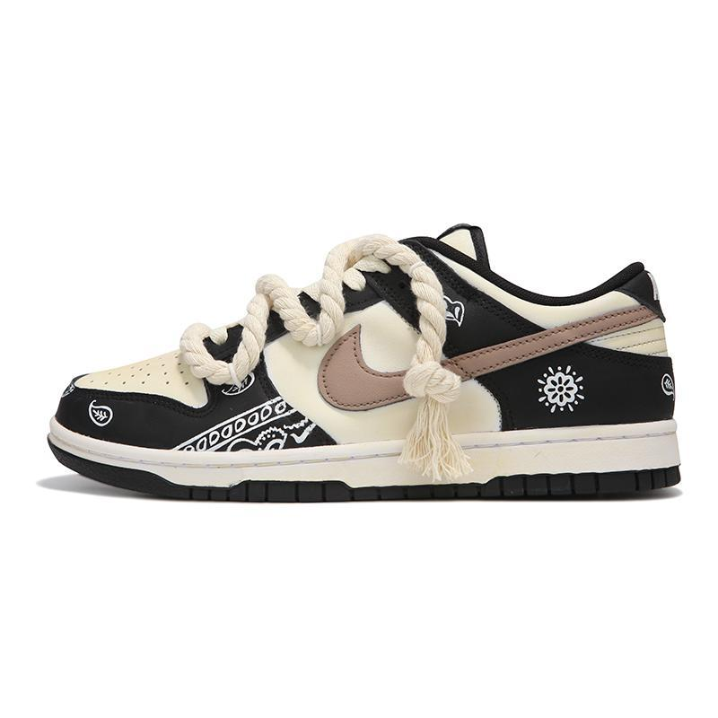 [Custom Female cashew flower panda]  Dunk Skateboarding Shoes Women's