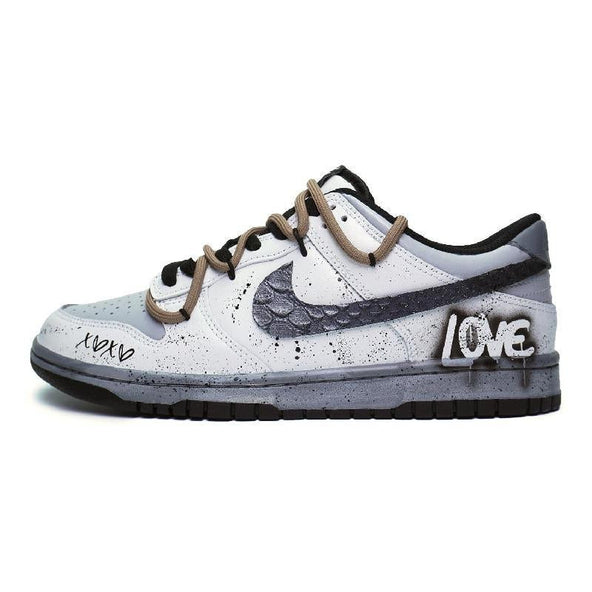 [Custom Snake Skin LOVE]  Dunk Skateboarding Shoes Women's Low-top Grey/black