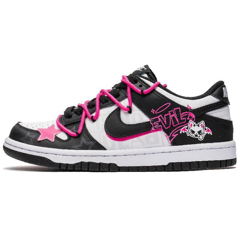 [Custom Female star cat]  Dunk Skateboarding Shoes Women's Low-top Black