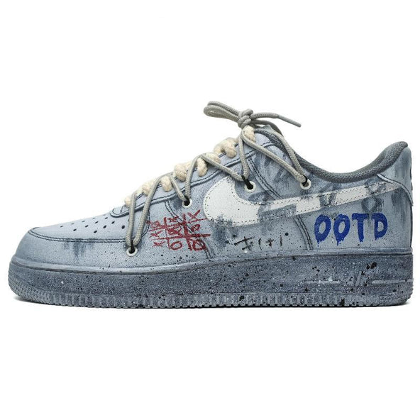 [Custom The female style is stained with graffiti on the cement wall]  Air Force 1 Skateboarding Shoes Women's