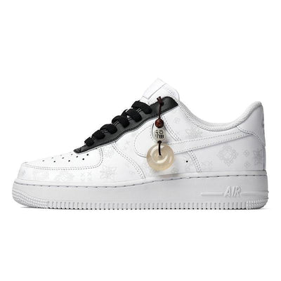 [Custom Women's low-top black silk sneakers in black and white]  Air Force 1 Skateboarding Shoes Women's