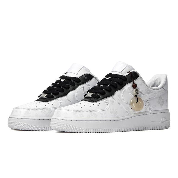 [Custom Women's low-top black silk sneakers in black and white]  Air Force 1 Skateboarding Shoes Women's