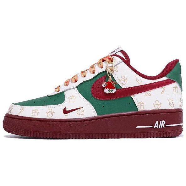 [Custom Women's Christmas green gold snowflake]  Air Force 1 Skateboarding Shoes Women's