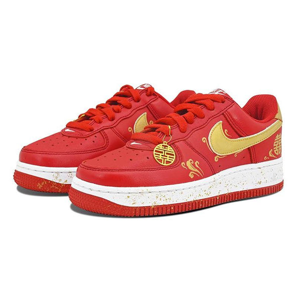 [Custom The same style for men and women leads to a happy marriage]  Air Force 1 Skateboarding Shoes Unisex Low-top Red/Gold