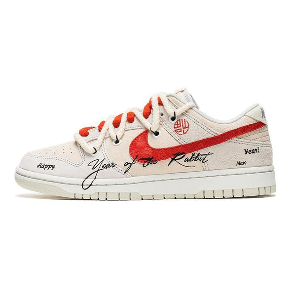 [Custom Men's beige and red lucky ones]  Dunk Skateboarding Shoes Men