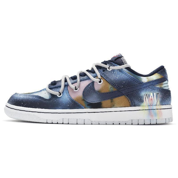 [Custom Men's spray-painted starry sky in black and blue]  Dunk Skateboarding Shoes Men