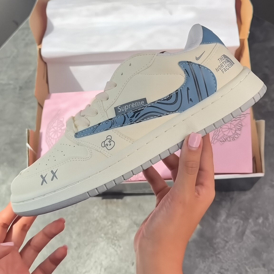 [Custom Blue Zebra] Air Jordan 1 - Top Unisex Skateboarding Shoes White/Blue