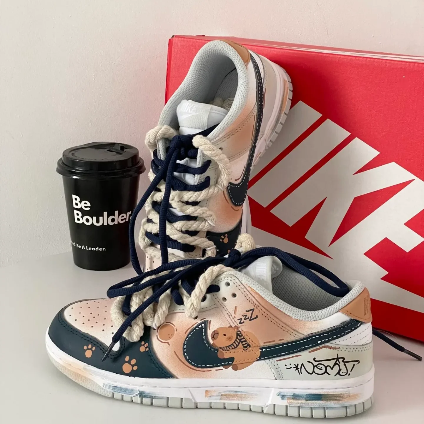 [Custom Capybara] Dunk Skateboarding Shoes Unisex Hand-painted Cute Style Deep Blue/Brown