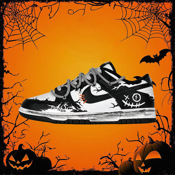 [Custom Men's low-top ghostface graffiti sneakers]  Dunk Skateboarding Shoes Men