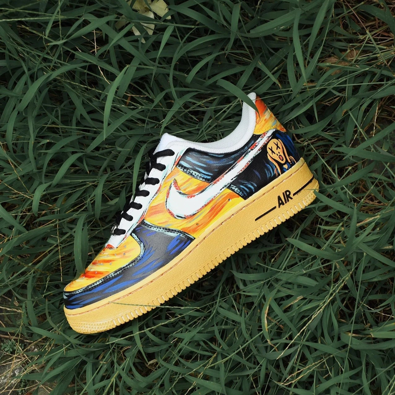 [Custom The women's color graffiti sneakers are yellow and black]  Air Force 1 Skateboarding Shoes Women's Low-top Yellow/black