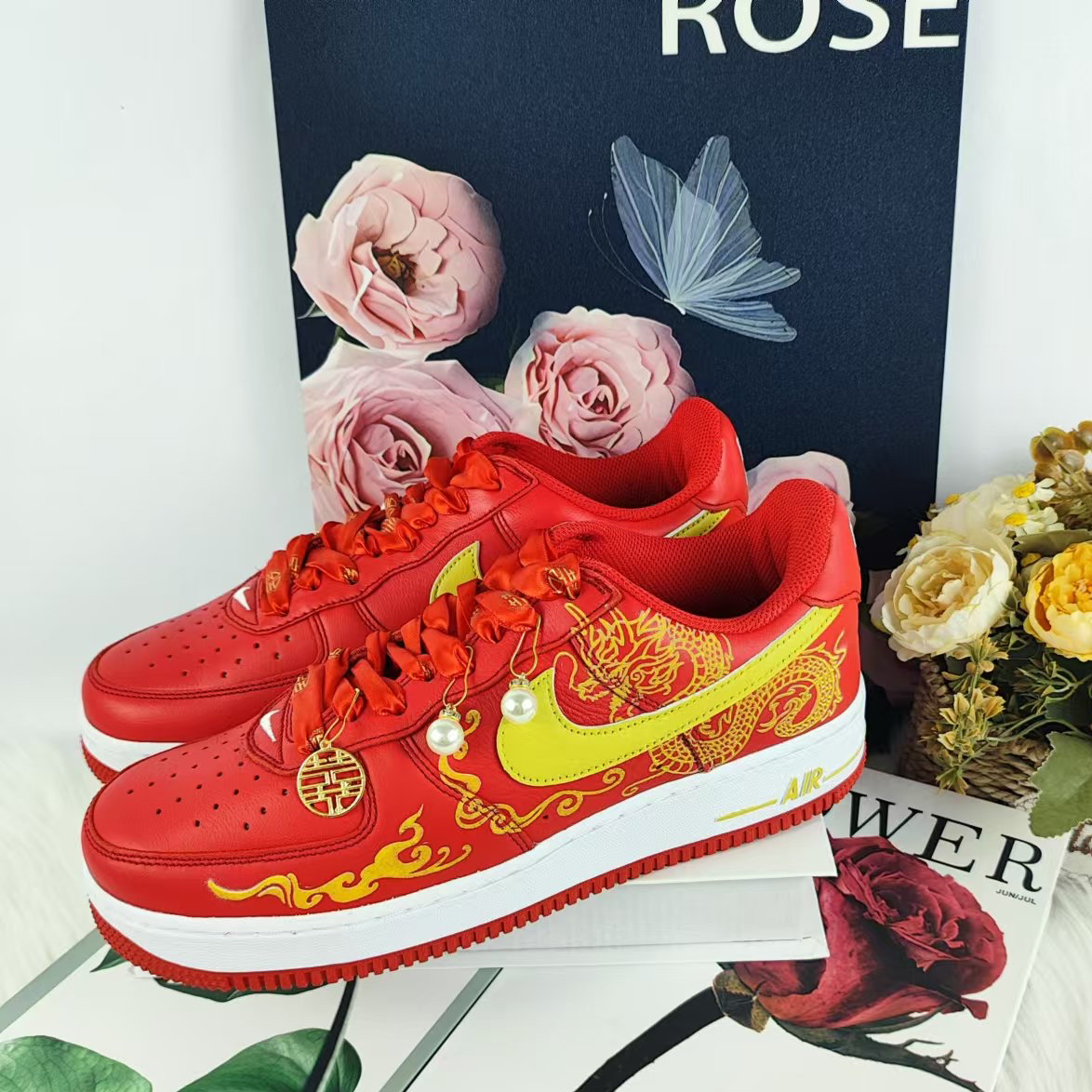 [Custom Xilong]  Air Force 1 Skateboard Shoes Unisex Low-Top Gold