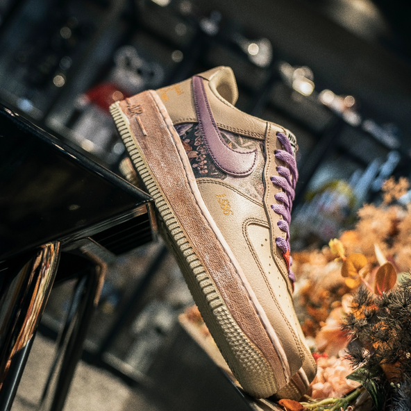 [Custom The funeral of the Earl]  Air Force 1 Skateboarding Shoes Unisex