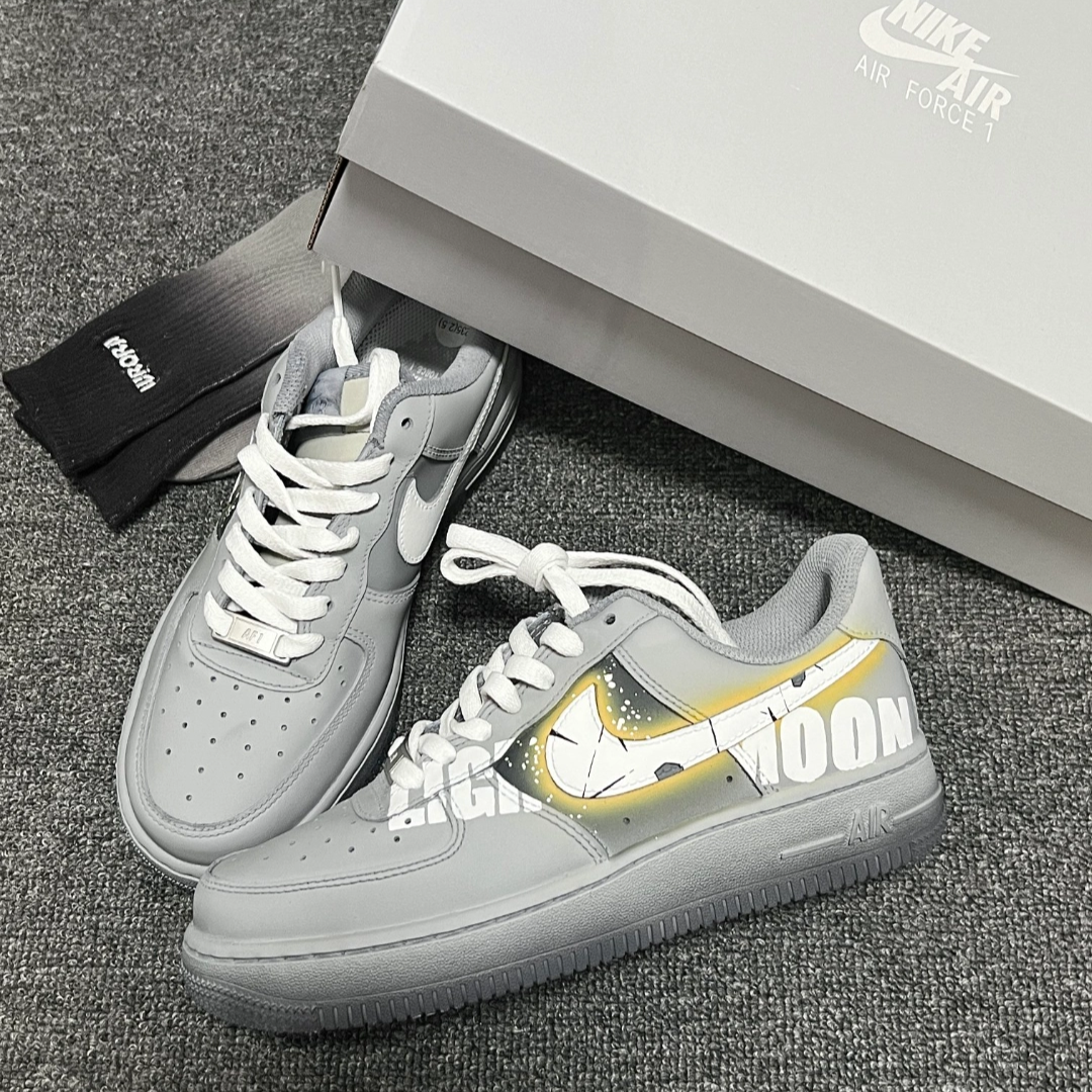 [Custom THEMOON]  Air Force 1 Skateboarding Shoes Women's