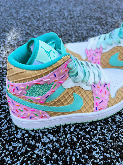 [Custom Strawberry Mint Ice Cream] Air Jordan 1 High Top Unisex Skateboarding Shoes Green/Pink