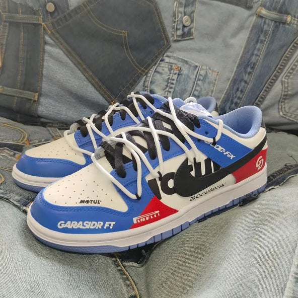 [Custom The cold winter is vast and clear]  Dunk Skateboarding Shoes Unisex Low-top White/Blue