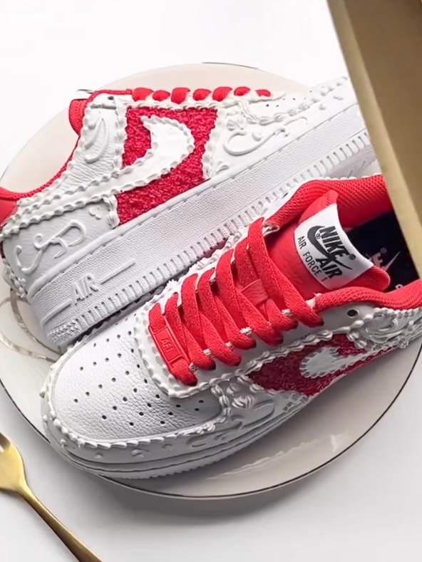 [Custom Strawberry Cream Cake] Air Force 1 Unisex Low - Top Skateboarding Shoes
